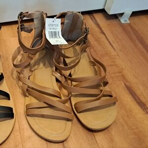 Kensie Sandals Size 10